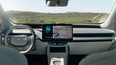 Blick auf das Cockpit des Volvo EX60