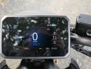 TFT-Display der Honda WN7