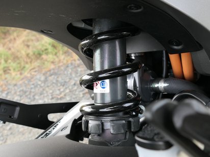 Federbein der Honda WN7