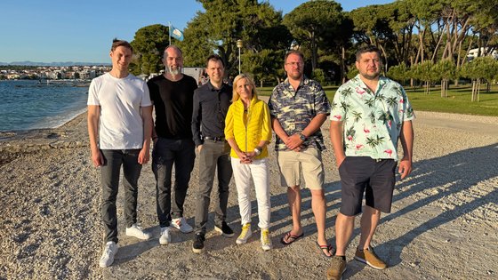 Das Team des EAC am Strand in Zadar