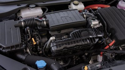 Blick auf den Motor des BYD Seal 6 DM-i Touring
