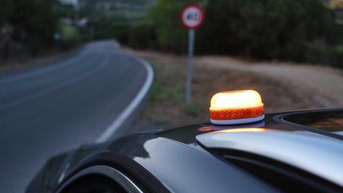 Warnleuchte auf dem Autodach