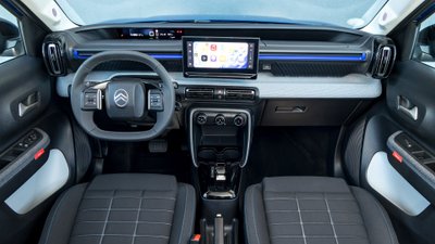 Cockpit des Citroën ë-C3 