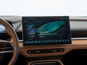 Der Touchscreen des Mazda6e.