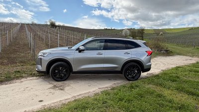 Haval H6 in der Seitenansicht.