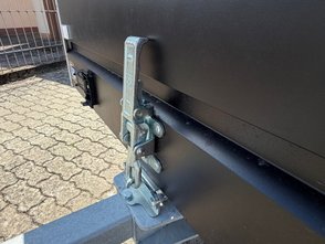 Verschlussriegel des Faltos-Anhängers 