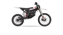 Zero XE Freisteller vor weißem Hintergrund.