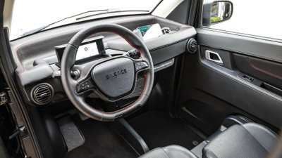 Blick in das Cockpit des Silence S04.