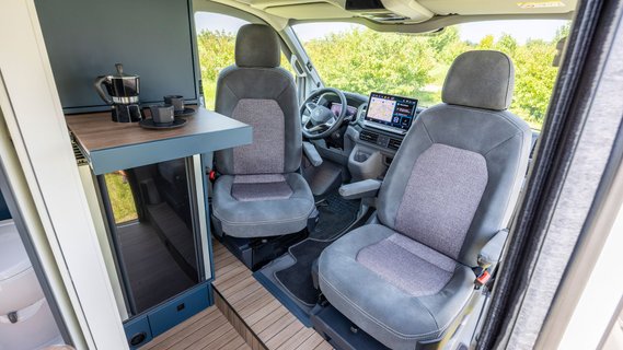 Campervan Eriba Car auf VW Crafter.