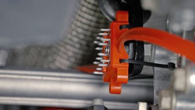 Marderabwehrgerät im Motorrraum