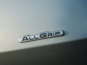 Typschild AllGrip des Suzuki eVitara