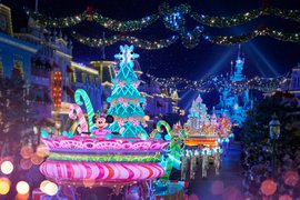 Weihnachtsparade im Disneyland Paris