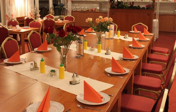 Gedeckter Tisch der OC Veranstaltung Aller-Weser.