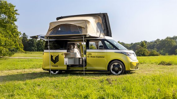 Tonke ID-Buzz Explorer mit seitlichem Aufstelldach.