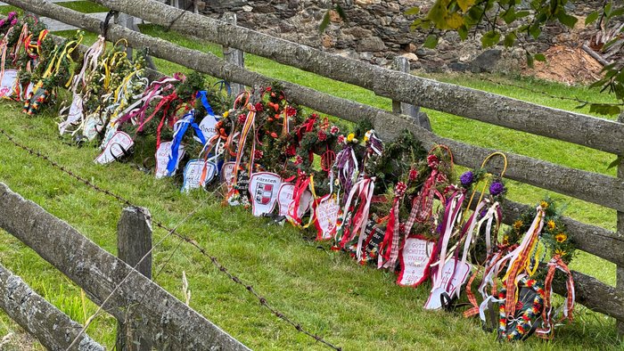 Blumenschmuck beim Almabtrieb 2025 in Bad Kleinkirchheim
