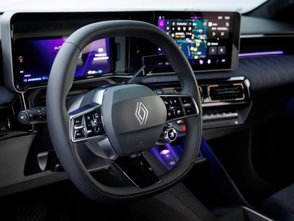 Blick auf das Cockpit des Renault 4 E-Tech.