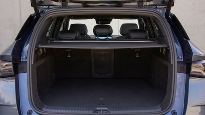 Blick in den Kofferraum des BYD Seal 6 DM-i Touring