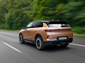 Heckansicht des Opel Grandland