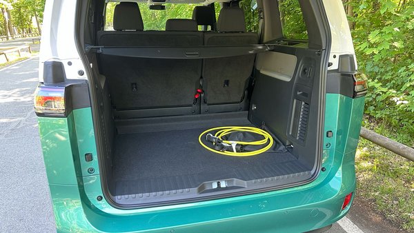 Auto Laderaumabdeckung Kofferraumabdeckung Rollo für VW Touareg