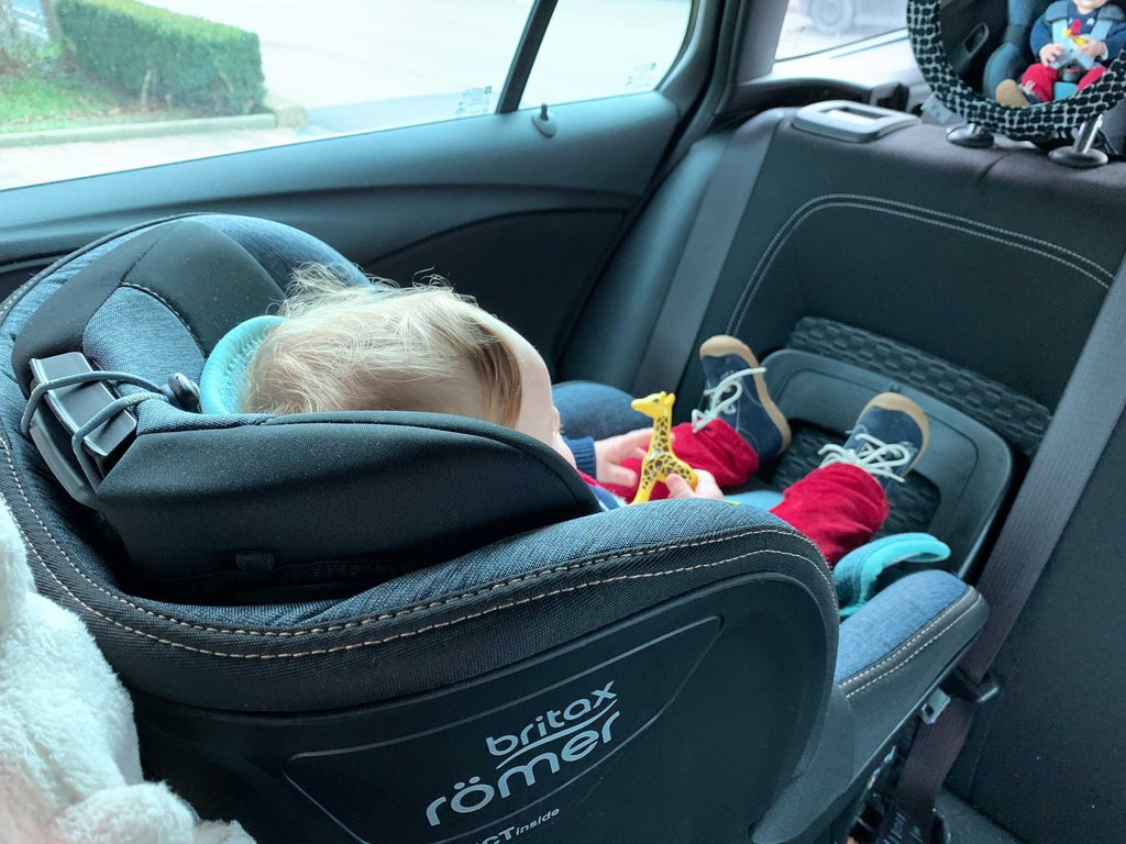 Kindersicherheit im Auto: Sitze für Babys und Kleinkinder 